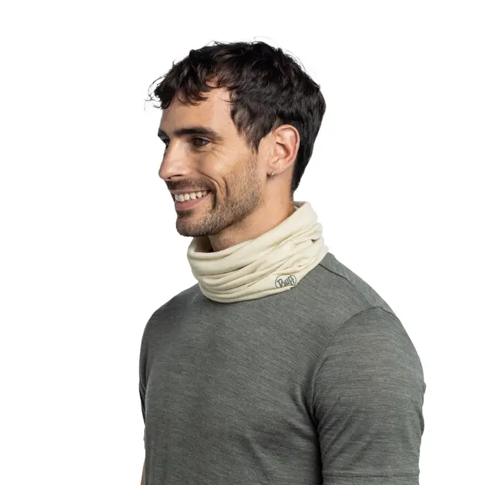 Бандана Buff Merino Lightweight Solid Pistachio - Фото 3 большая