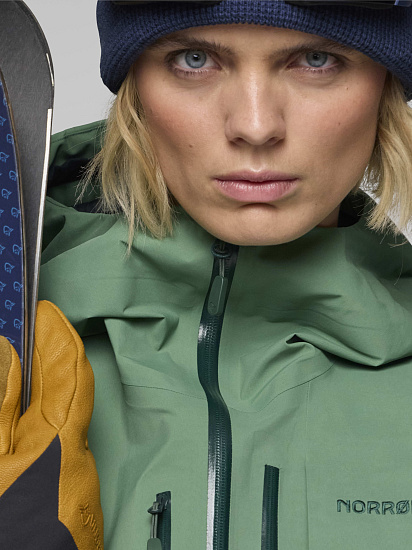 Куртка женская Norrona Lofoten Gore-Tex Pro Dark Ivy - Фото 4 большая