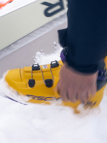 Горнолыжные ботинки мужские Fischer Rc4 Pro Mv Dyn Boa Vac Zf Cfc Gw Mango/C - Фото 8 большая