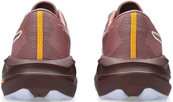 Кроссовки женские ASICS Novablast 5 TR Nature Bathing/Rubble Red - Фото 5 большая