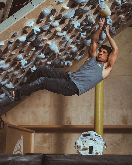 Мешок для магнезии Mad Rock Hanger Chalk Pot Lavender - Фото 5 большая