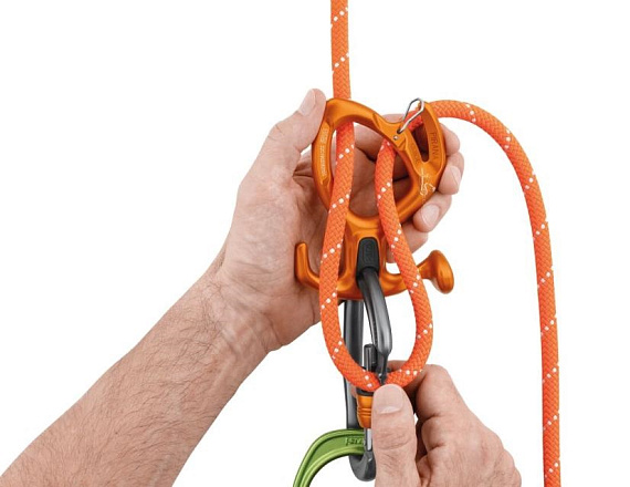 Спусковое устройство Petzl Pirana Guide Orange - Фото 2 большая