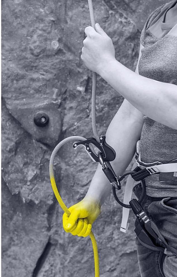 Страховочно-спусковое устройство Salewa Ergo Night - Фото 6 большая