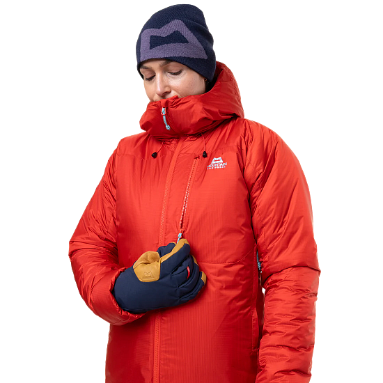 Куртка женская Mountain Equipment Alpamayo Chili Red - Фото 6 большая