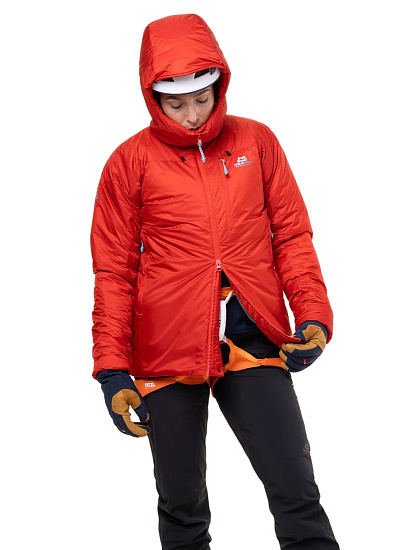 Куртка женская Mountain Equipment Alpamayo Chili Red - Фото 8 большая