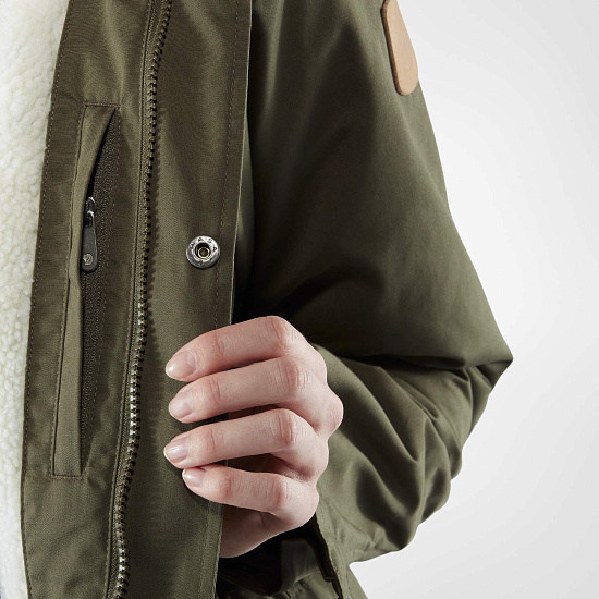 Парка женская Fjallraven Greenland Winter Parka Laurel Green - Фото 7 большая